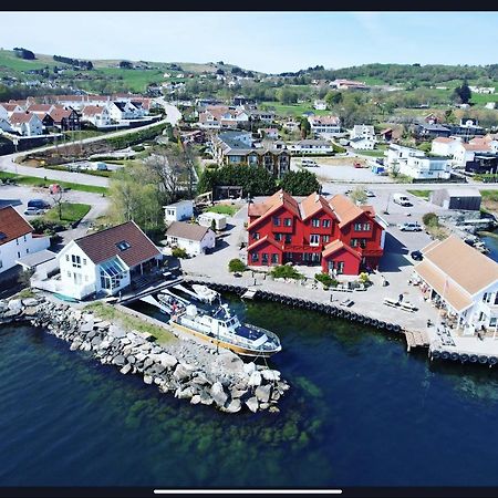 Sjoberg Hotell Og Ferie Leiligheter Østhusvik Kültér fotó